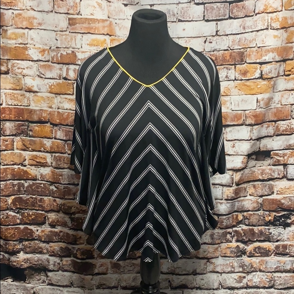 Susan Graver Pancho Size XS